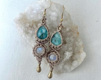 Pendientes de larimar con piedra lunar