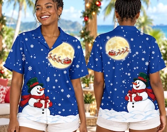 Camicia hawaiana natalizia blu con stampa di pupazzo di neve, slitta di Babbo Natale e luna, camicia hawaiana con bottoni per feste invernali e vacanze al mare.