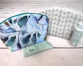 Glossy or Matt Oilcloth Cosmetic / Toiletry Bag with Cotton Fabric Lining - Craft Bag