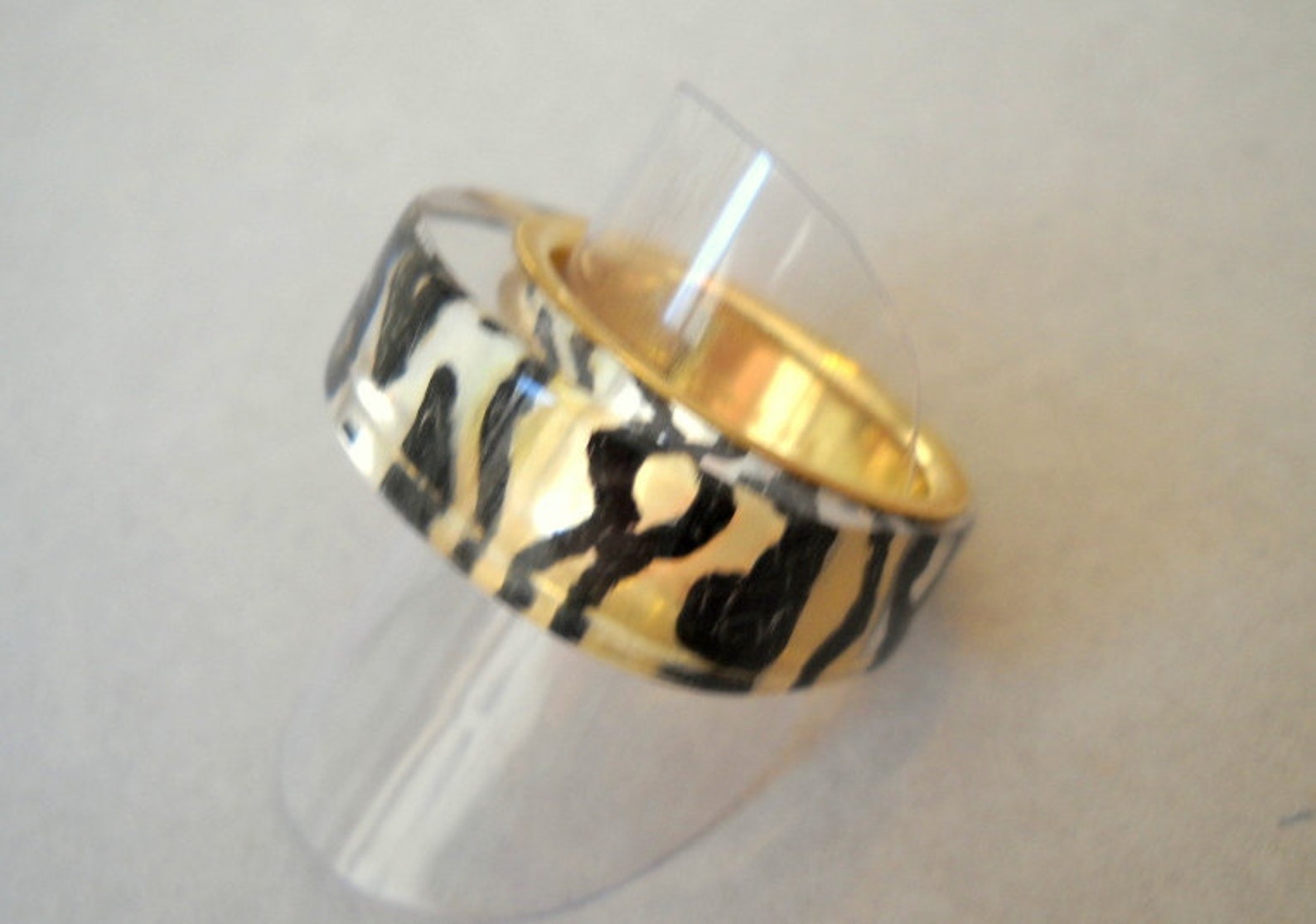 ZEBRA GOLD RING - Etsy