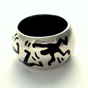 KEITH HARING RING. Silver Art. image 2