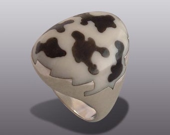 COW RING.   Silver Art.