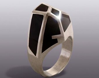 BLACK  QUARTZ  RING.Silver Art