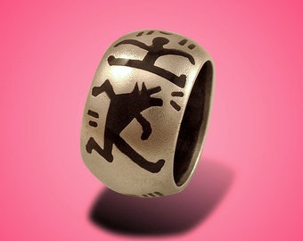 KEITH HARING RING.  Silver Art.