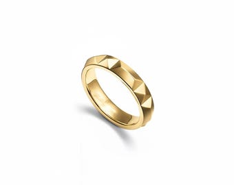 Geometric Pyramid Band Ring, Faceted Gold Wedding Band, Modern Minimalist Stud Ring, Stackable Anniversary Ring, Unisex Jewelry