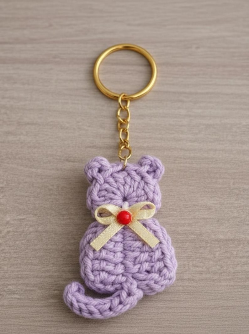 Crochet Cat Keychain Pattern: Beginner-friendly PDF Download - Etsy