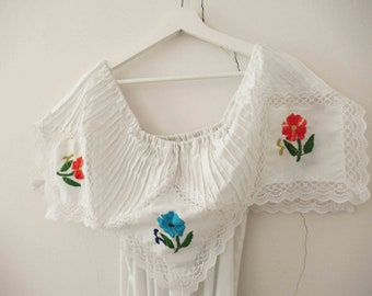 70s White Embroidered Peasant Hankerchief Dress  Dress Small Medium