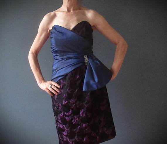 cocktail dresses reno nv Nafori Chocolate A-Line Tea Length Elegant Two Piece V-Neck Dresses Garden Party Dress with Bow 2026 Size:M (Size 10) dinner party Features a plunging sweetheart Pulling out this cute