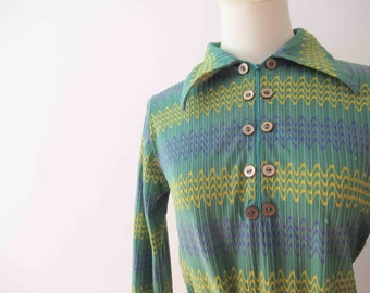 Vintage 70s Dagger Collar Zip Up Body Shirt Tunic Small Medium  20% Off for 2 or more items MORETHANONE20