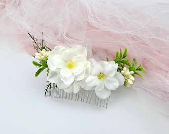 Flower hair comb, Wedding hair comb, pearl hair comb, bridal, bridesmaids hair accessories, wedding jewelry WH003
