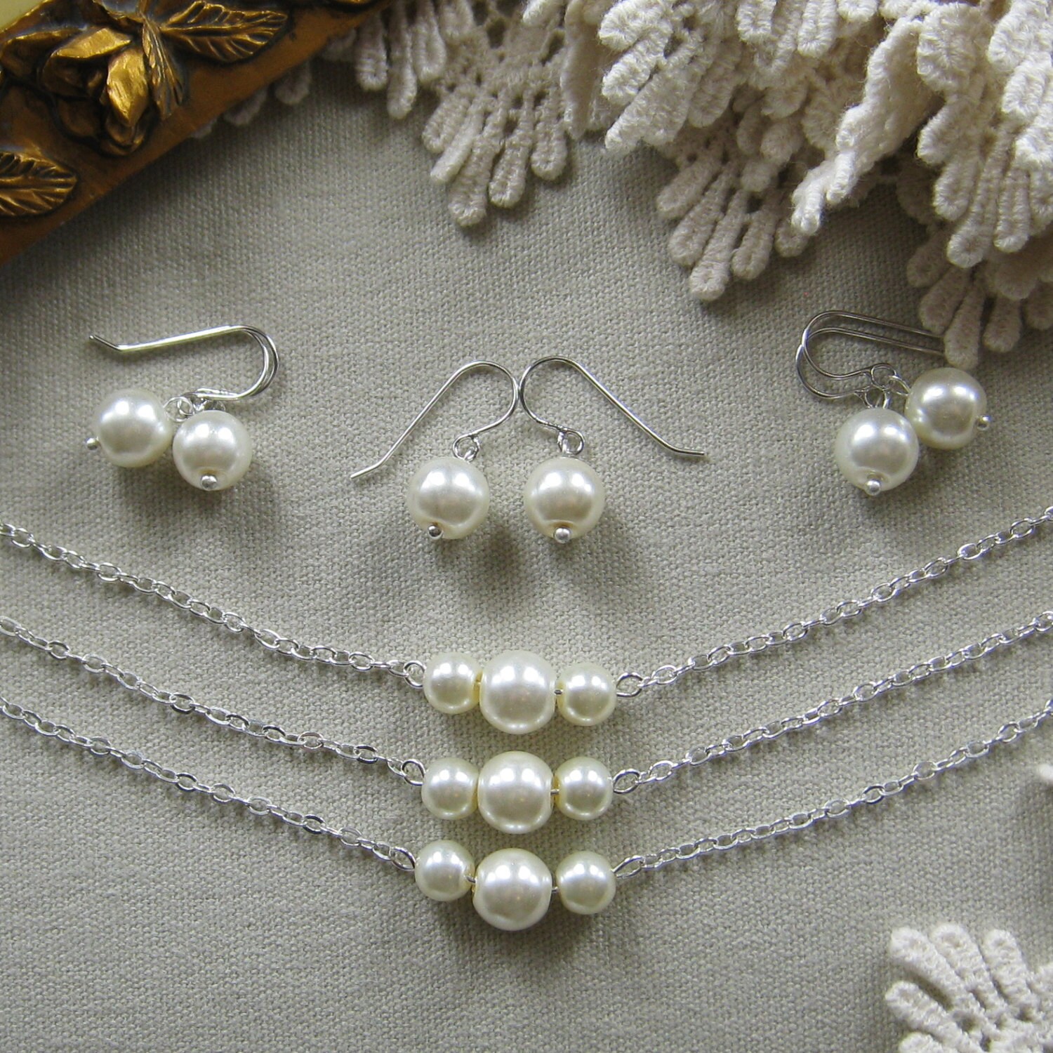 SET of 5 bridesmaid pearl necklace earring bridesmaid