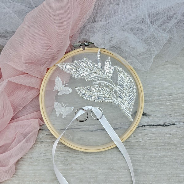 Lace hoop ring bearer, Wedding ring holder, ring pillow, embroidered lace on wooden hoop with lace flowers, Ring bearer (RBR001)