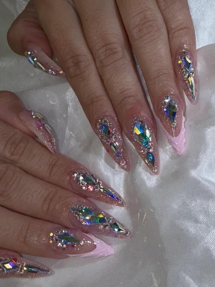Heavy Gyaru Nails AB Crystal Press On Nails Textured Pink French Tip Fake Nails Long Stiletto Y2K Baddie Custom Gel Nail Art Prom