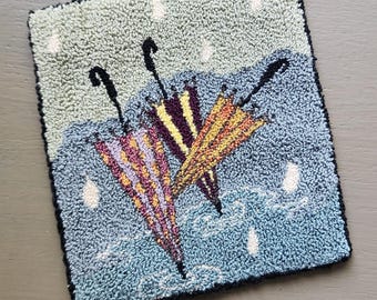 TERMINADO - Punch Needle - (April Showers) - diseñado y perforado por Kate Gillery en © Briar Cottage