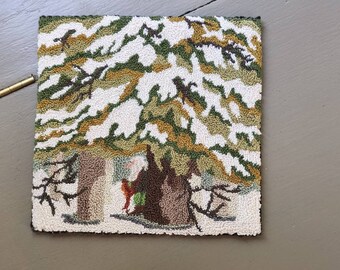 ACABADO - Punch Needle - (Hidden pine 1) - diseñado y perforado por Kate Gillery en © Briar Cottage