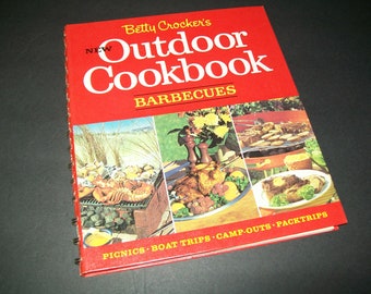 Betty Crocker's New Outdoor Cookbook, Vintage 1967 Cook Book, Cooking Journal, Junk Journal Supply, Glue Book, Cookbook ephemera, Journal