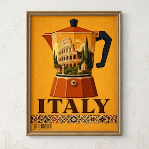Könnte beinhalten: Ein gerahmtes Poster mit einer stilisierten orangefarbenen Mokkakanne, die eine Illustration des Kolosseums und Zypressen zeigt. Das Wort ITALY ist in großen, dunklen Buchstaben unter der Kanne gedruckt, ergänzt durch eine florale Bordüre und einen Strichcode.