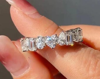 Alliance éternité diamants multiformes, bague de fiançailles empilable en moissanite sertie griffes en or Bijoux écologiques pour cadeau d'anniversaire