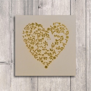 Carte de voeux florale en forme de coeur // Fait main, Carte vierge, Découpe laser, Carte papercut