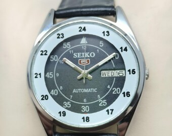 Japan Vintage seiko 5 refurbished black dial stainless steel made Men's wrist watch