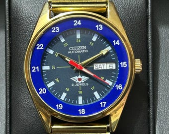 Japan Vintage citizen refurbished green dial leather made Men's wrist watch