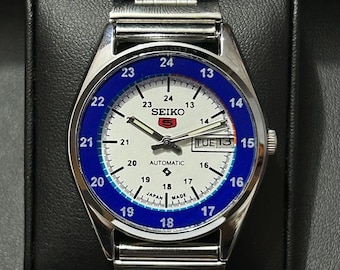 Classic white & Silver Seiko 5 refurbished- The Ultimate Executive Men’s Watch