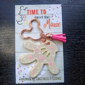 Mickey Glove Keychain | Hidden Mickeys | Bag Charm | Resin Keychain | Disney Gift | Disney Keychain
