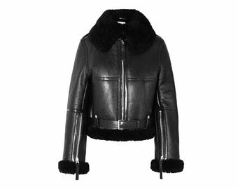 Handgefertigte Aviator Lammfell Jacke, echte schwarze Leder Pelzjacke für Frauen, Schaffell Bomber Winter Pelzmantel