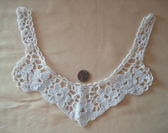 Venice Lace Embroidery Cotton Blend Appliqués in White Color Mat Finish.