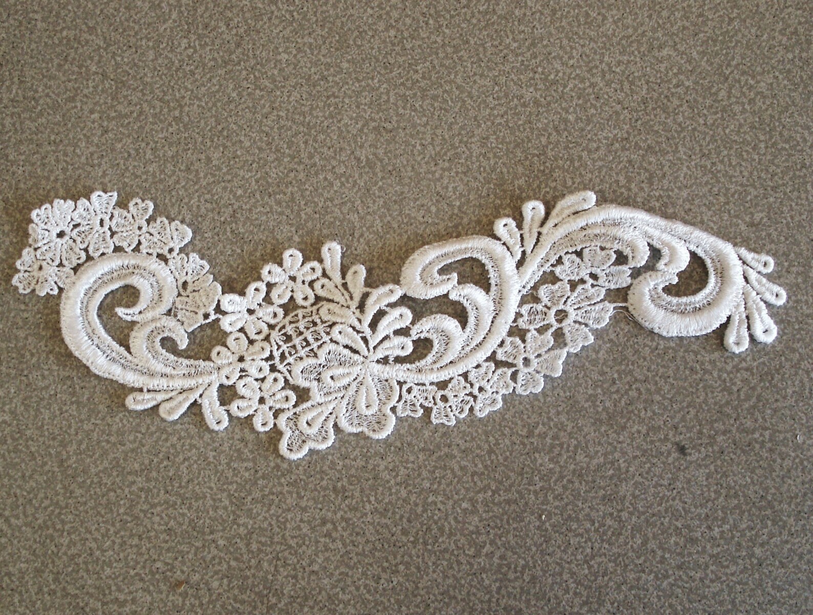Venice Type Lace Appliqués Pair in White Color. Etsy