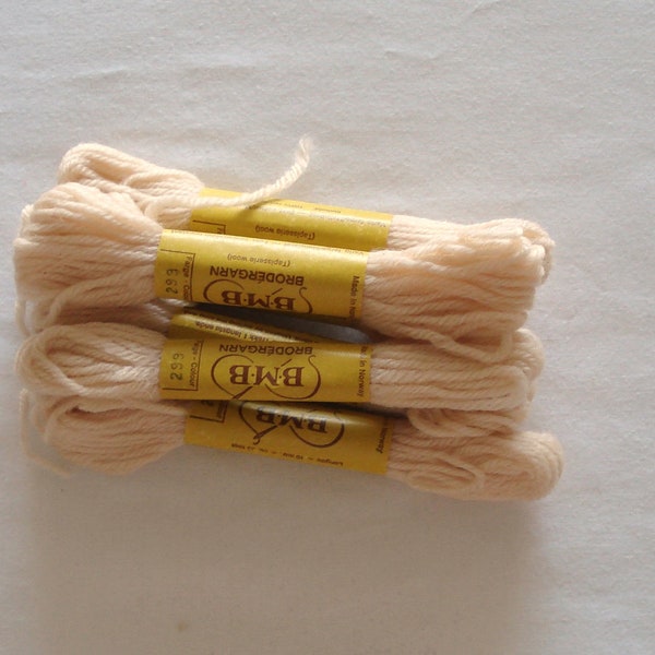 BMB Norwegian Tapestry Wool Ecru Color 299.