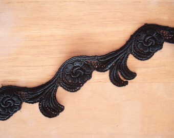 Venice Lace Fringe Trim 2 Inches Wide In Black Color.