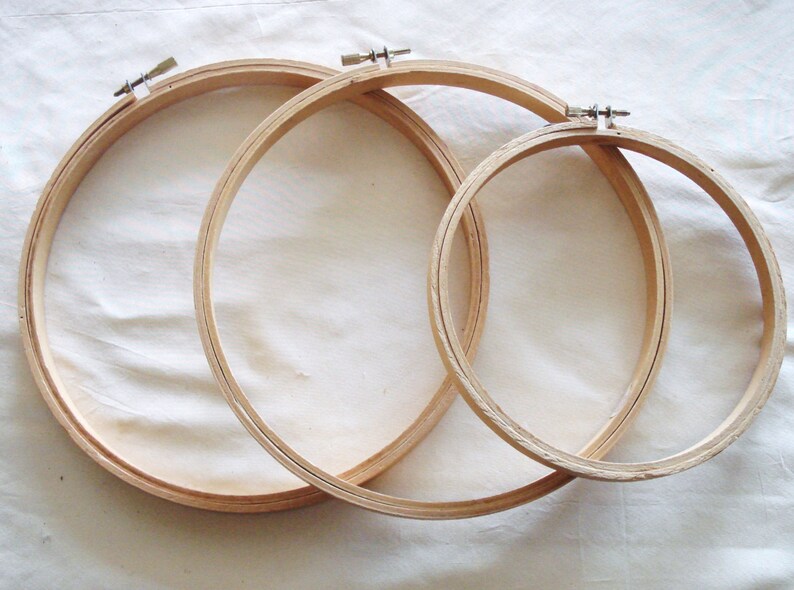 Vintage Round Wooden Needlepoint Needlework Hoops Sizes 10 Etsy