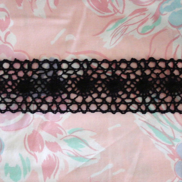 Cotton Crochet Black Trim 2 1/8 Inches Wide.