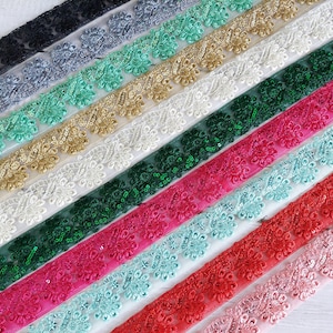 Bloemennetstofversiering - meerkleurige geborduurde sari-rand - zijden saristof - dupattas, quiltzijden lint - Indiase stof - tafelloper - lehenga's