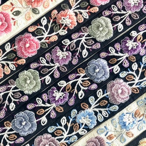 Ruban de bordure en tissu sari brodé pour vêtements bohèmes-robe de mariée, bordure de sari, bordure de sari, bordure indienne par mètre, chemin de table