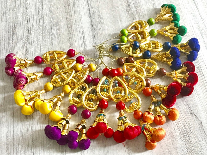 Jingle Bells Holiday Christmas Tree Decoration Beads Stones mirrors, boho Journals CHARMS /& Decoration wedding dress Camel swag