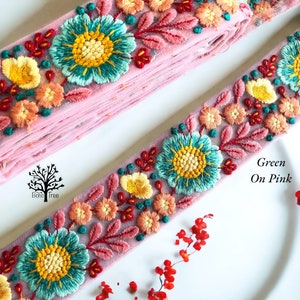 Tessuto a rete Saree Bordo pizzo indiano tagliato a misura, tessuto Sari Trim-Table Runner-Art Quilt tessuto rivestimento Sari Border tessuto di seta Green On Pink