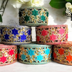 Sari-stofversiering - meerkleurige geborduurde sari-randafwerking voor dupatta's, quiltzijden lint - Indiase stof - tafelloper - lehengarokken - rokken
