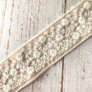 Embroidered Net Fabric Lace-Floral Fabric Trim, Wedding Dress, Sari Border, Saree Fabric, Art Quilt, Indian Trim By The Yard, Table Runner Różowe złoto