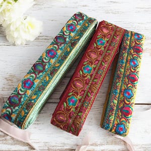 Bordure florale en tissu - Bordure sari brodée multicolore - Sari en soie - Dupattas, ruban de soie courtepointe - Tissu indien - Chemin de table - Lehengas