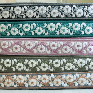 Bordure en tissu sari à motif floral par mètre, bordure en sari brodé, bordure en sari dentelle dupatta en tissu Lehenga, bordure en tissu de soie indienne