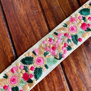 Embroidered Indian Trim By The Yard Indian Fabric Trim Sari Border Craft Ribbon Sari Fabric Trimming Sewing Tape, Costume trim Silk Ribbons Beige