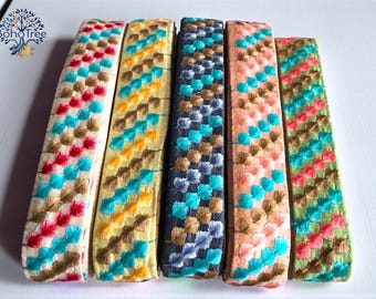 1 Yard Sari Border Indian Embroidered Lace - Embroidered Ribbon Sari Fabric Trim-Table Runner-Indian Fabric Embellishments