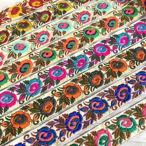 Indian Brocade Floral Woven Jacquard Fabric Trim Sari Border prefect for Dog Collars Bohemian Holiday Home Decor Table Runner