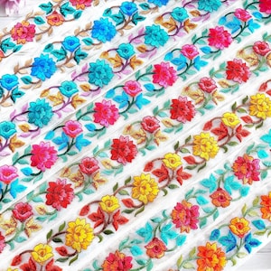 Lacets indiens, bordures de sari, bordures indiennes, bohème, lacets de sari en soie, dentelle dorée de style bohème, bordures brodées, bordure florale