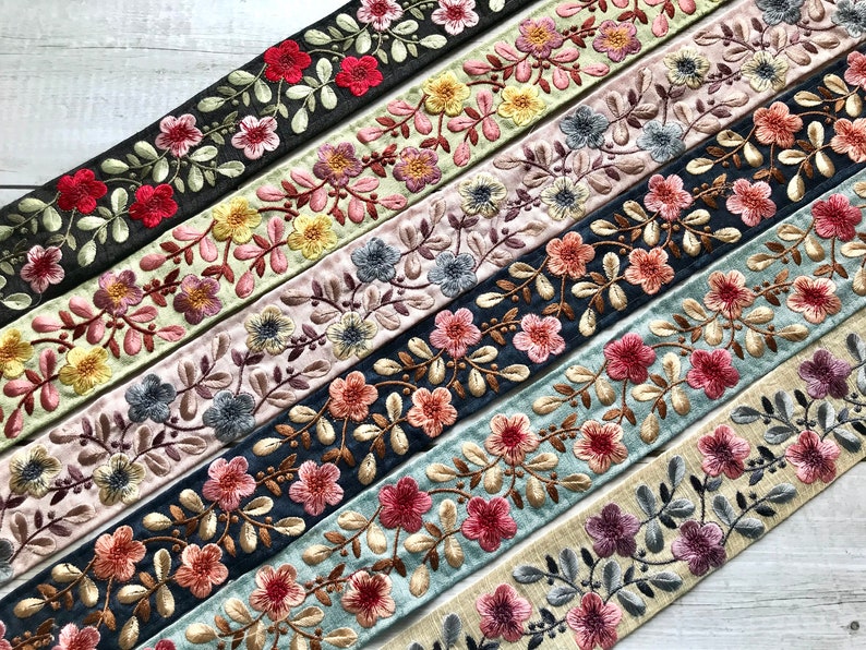 Saree Border Indian Lace Trim By The Yard, embroidered Ribbon Sari Fabric Trim-Table Runner-Art Quilt fabric trim Sari Border Silk Fabric image 2