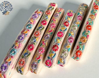 Tkanina siatkowa, bordiura do sari, indyjska koronkowa lamówka cięta na wymiar, bordiura do sari, bieżnik stołowy, lamówka do pikowanych tkanin artystycznych, bordiura do sari, jedwabna tkanina