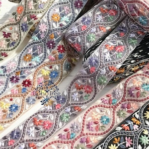 Bordure en dentelle indienne brodée par mètre, ruban brodé Bordure en tissu sari-chemin de table-bordure sari en soie