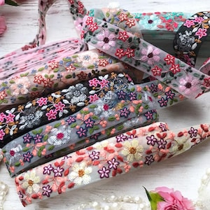 Netstof Saree-rand Indiase kantversiering op maat gesneden, Sari-stofbekleding - tafelloper - kunst quiltstofafwerking Sari-rand zijdestof